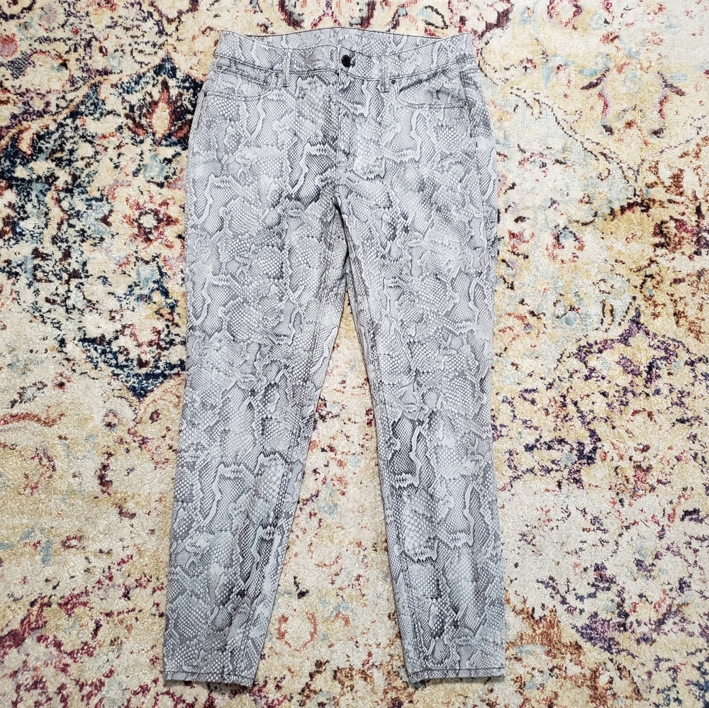White House Black Market High Rise Sculpt Ankle Skinny Snake Print Jeans Size 10 - Picture 2 of 13